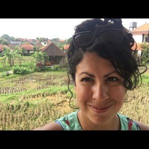 Meet your Posher, Valerie